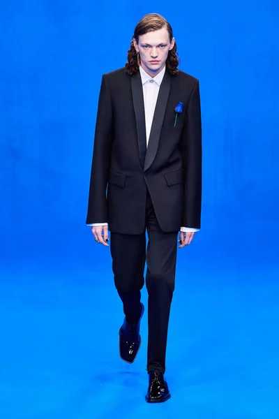 Look 82